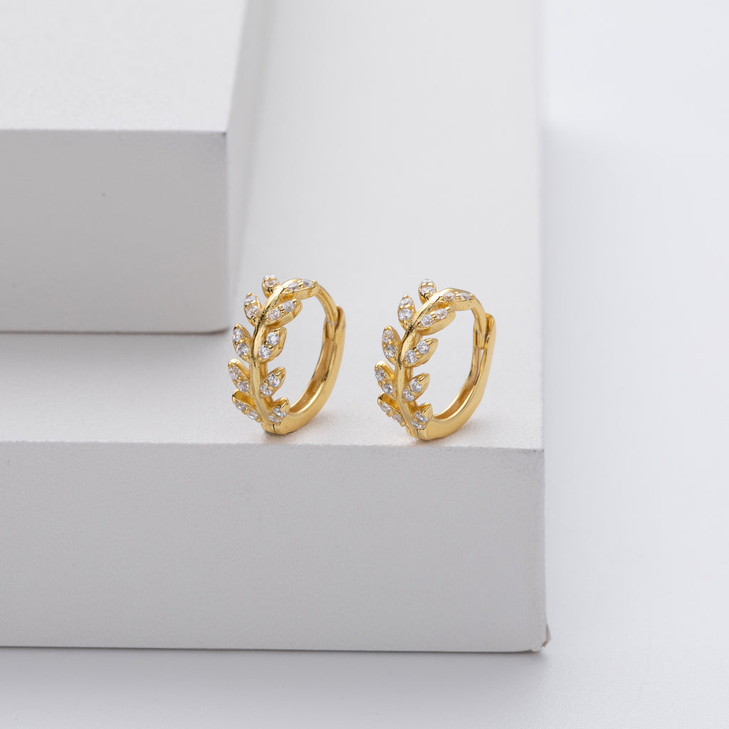 Piercing Minimal Diamante